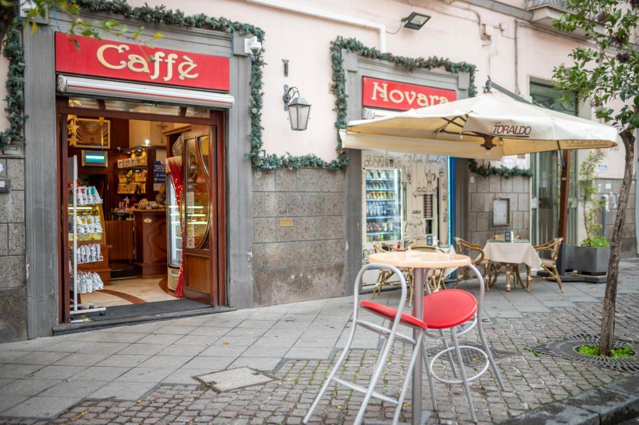 B&B Il Divino Naples Exterior photo