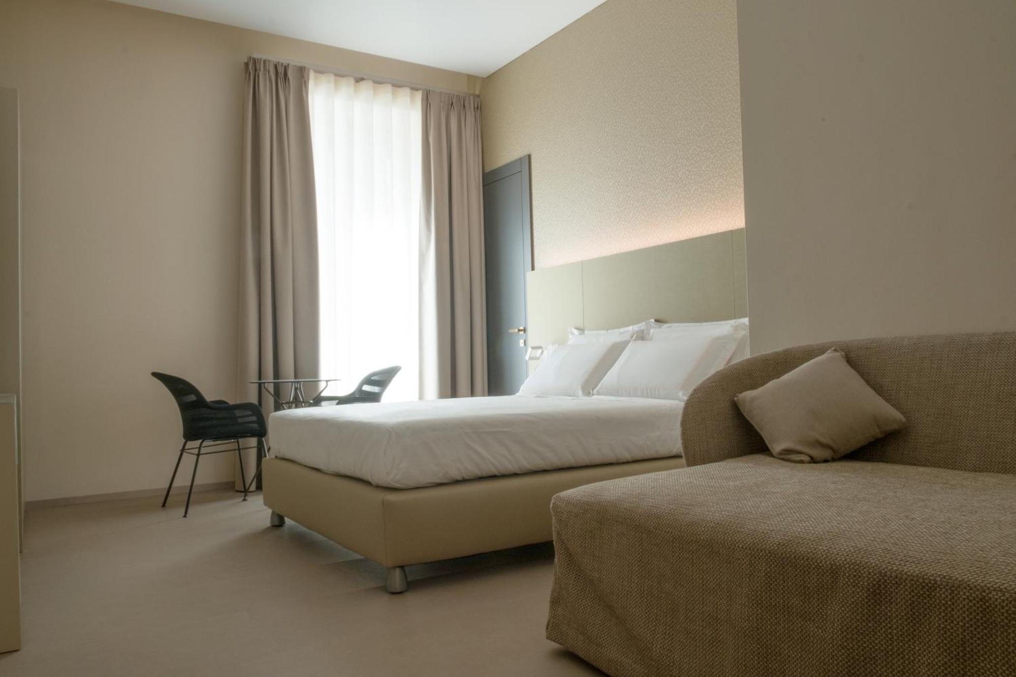 B&B Il Divino Naples Exterior photo